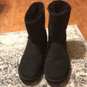UGG Classic Short Boots - EUC